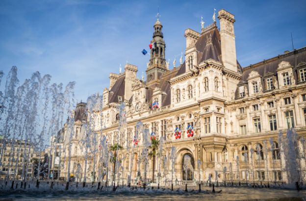 hotel-de-ville.jpg hotel-de-ville.jpg