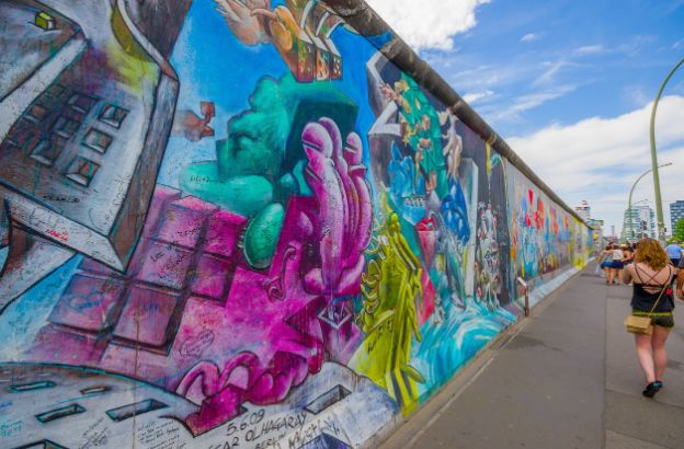 muro-di-berlino.jpg muro-di-berlino.jpg