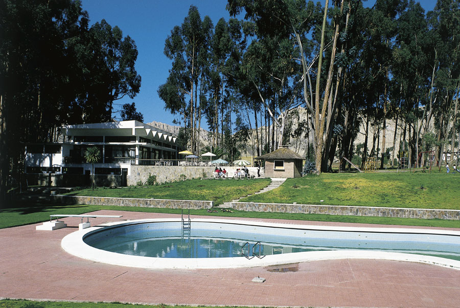 Il golf club più alto al mondo, La Paz, Bolivia Il golf club più alto al mondo, posto a 3400 metri di altezza, La Paz, Bolivia.
© De Agostini Picture Library.