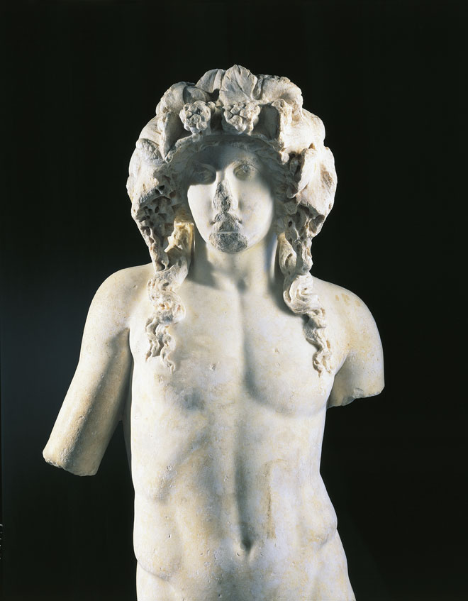 Dioniso Dio greco la cui concezione realizzava l'idea di un'evasione dalla condizione umana (per questo era detto “Scioglitore”, Lysios o Lyaios). Lui stesso evadeva da questa condizione diventando un dio, pur essendo nato dalla mortale Semele, che si era unita a Zeus in forme umane.