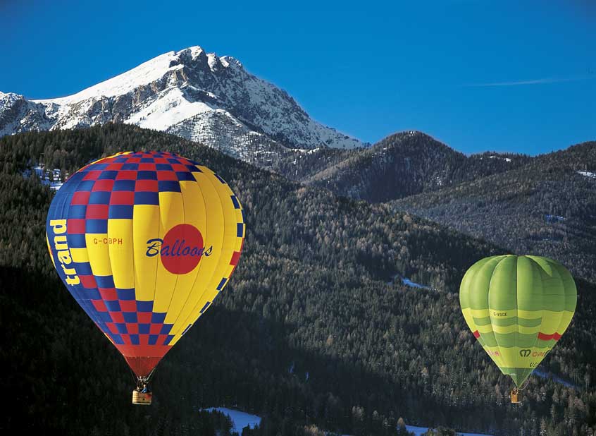 Festival delle mongolfiere, Dobbiaco Festival delle mongolfiere (Ballonfestival) a Dobbiaco (BZ).
De Agostini Picture Library
